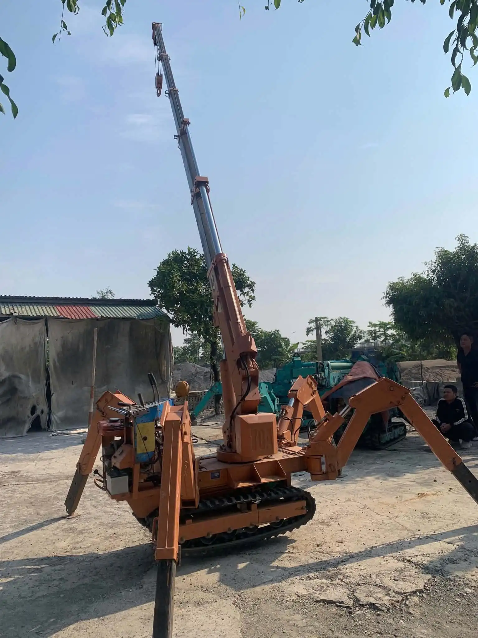Xe cau chan nhen mini